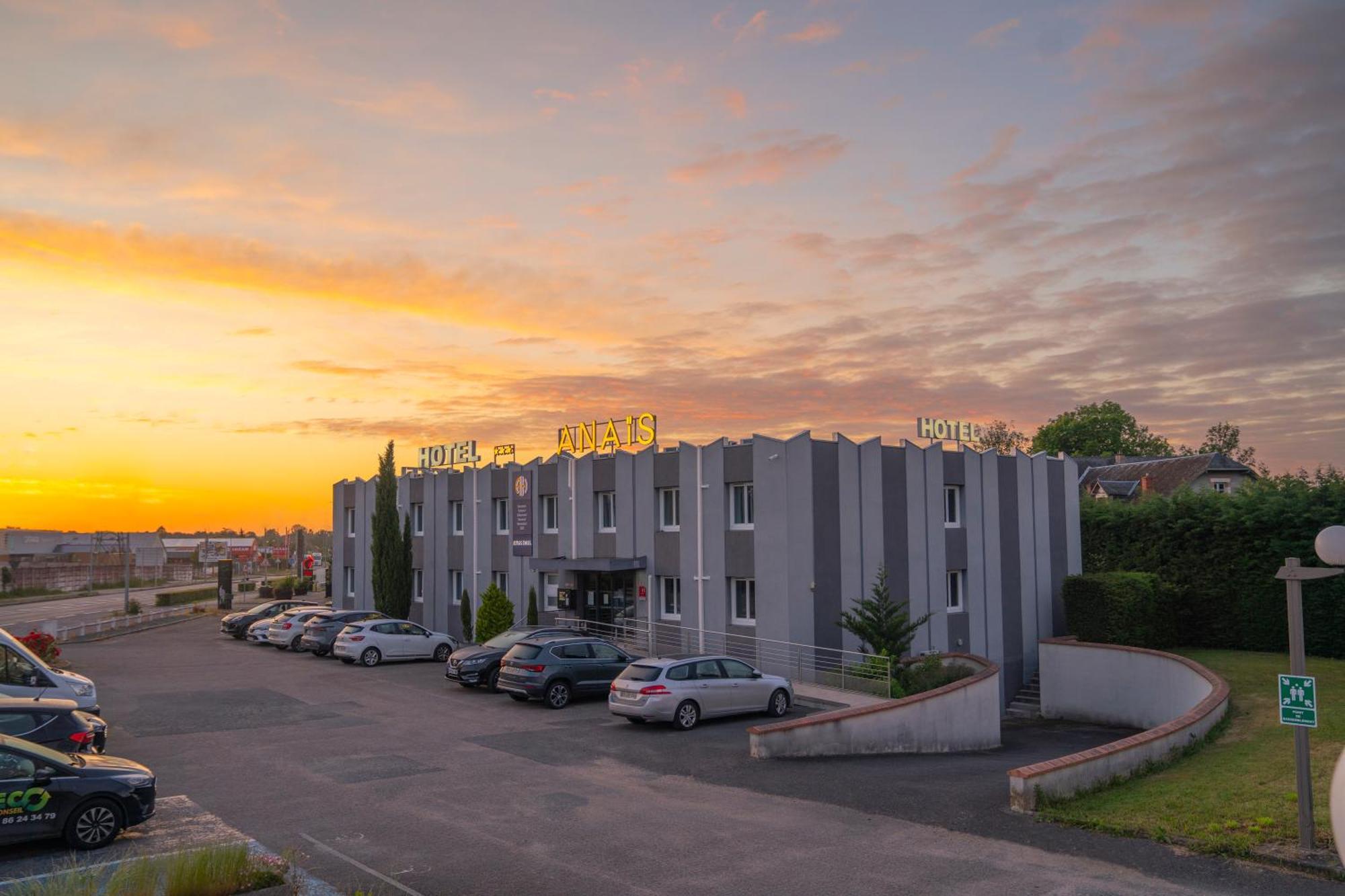Anais Hotel Bourges Nord Saint-Doulchard Ngoại thất bức ảnh