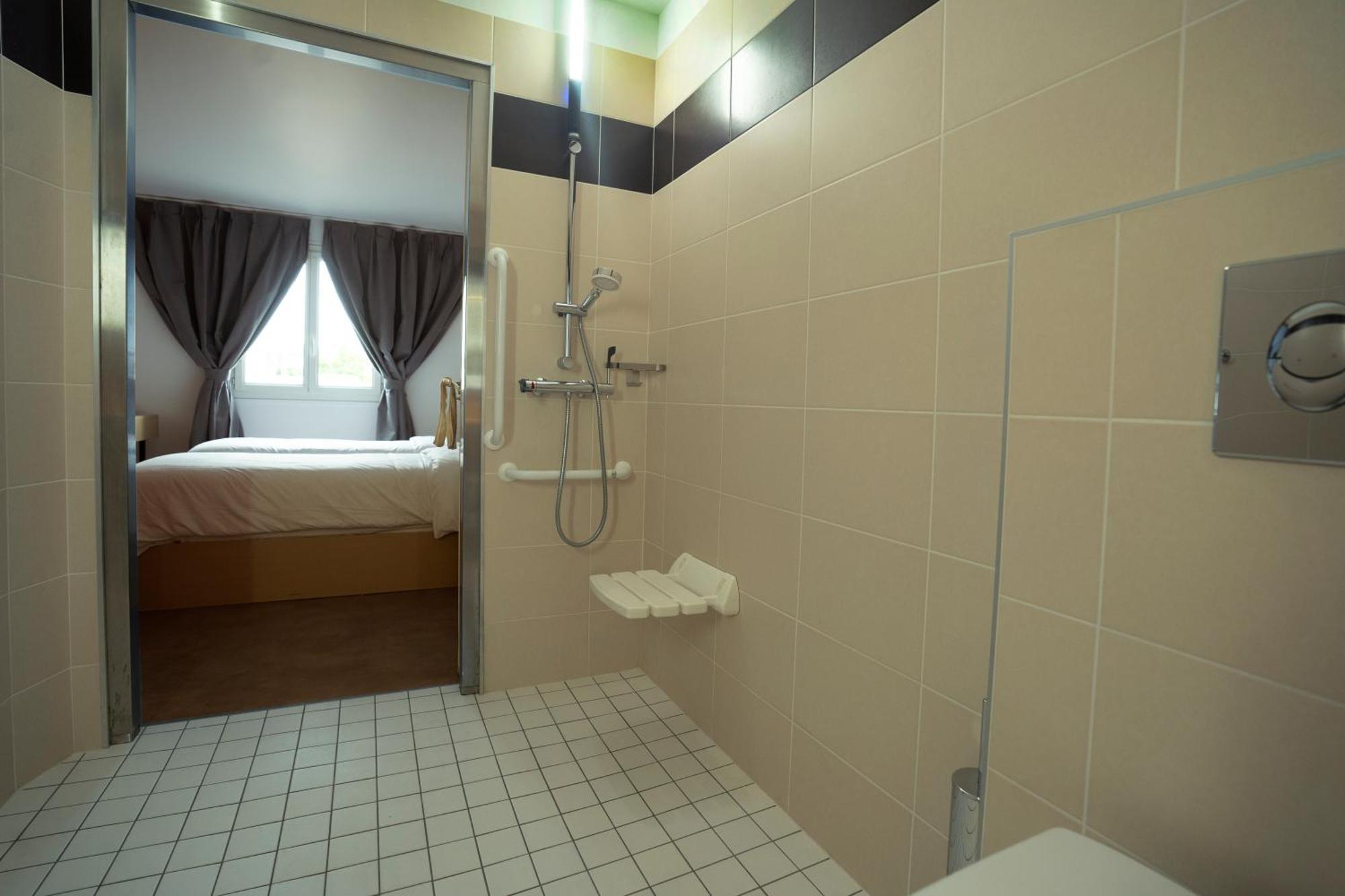 Anais Hotel Bourges Nord Saint-Doulchard Ngoại thất bức ảnh