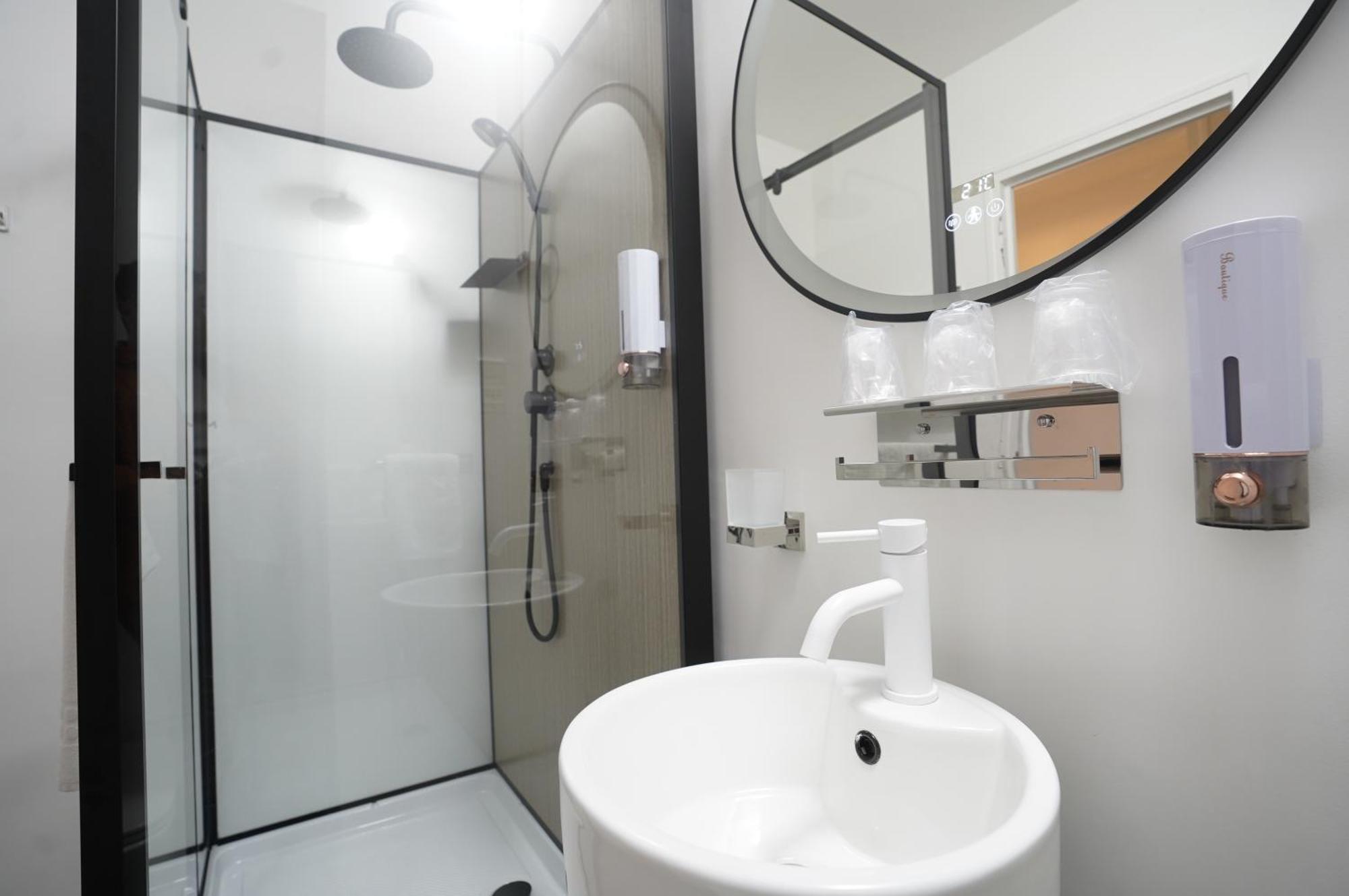Anais Hotel Bourges Nord Saint-Doulchard Ngoại thất bức ảnh